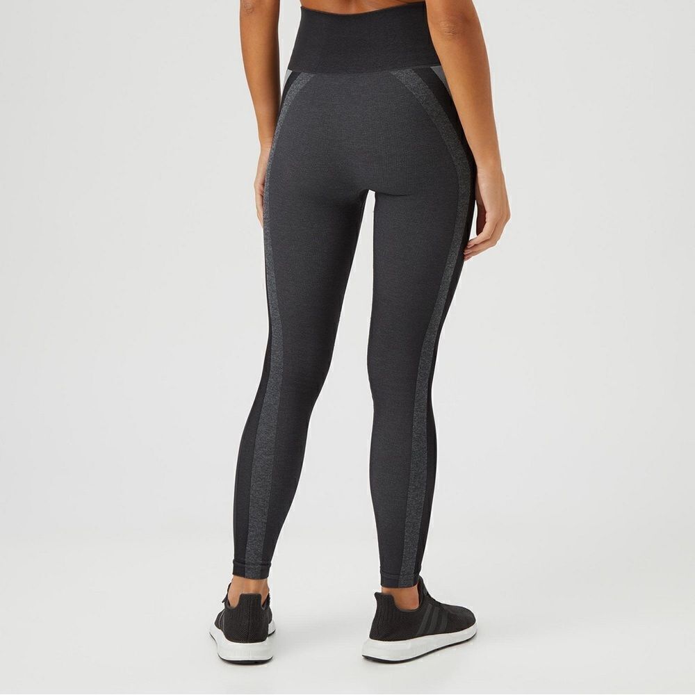 Spanx Leggings Women's Small Look‎ At Me Now Graphite Dust Seamless Track Stripe